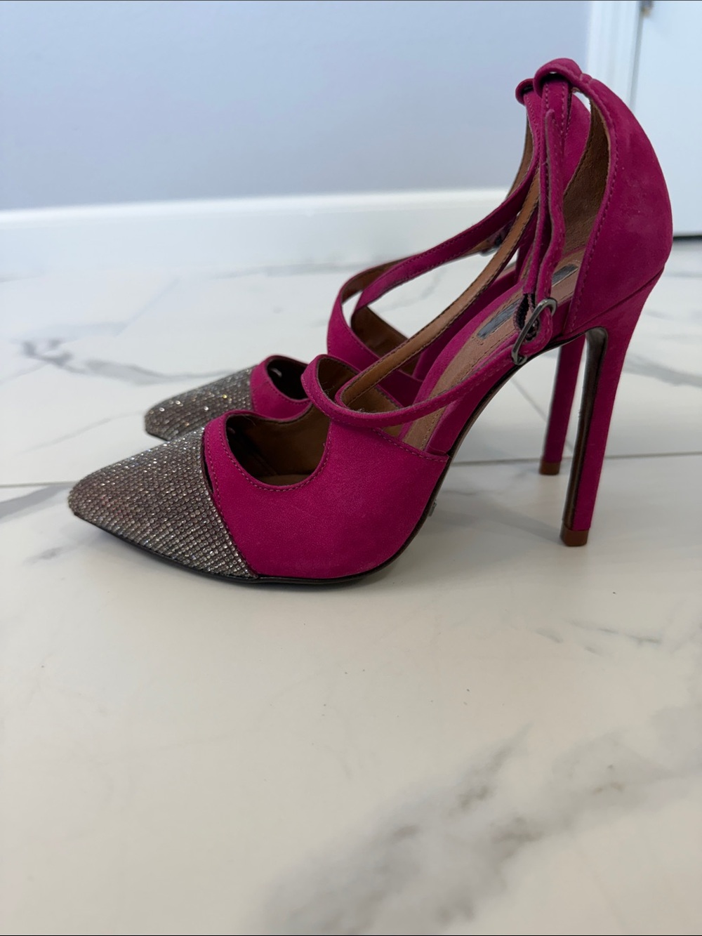 SCHUTZ  Fuchsia Salto Alto Pointed Toe Crystal-Embellished Ankle Strap Heels